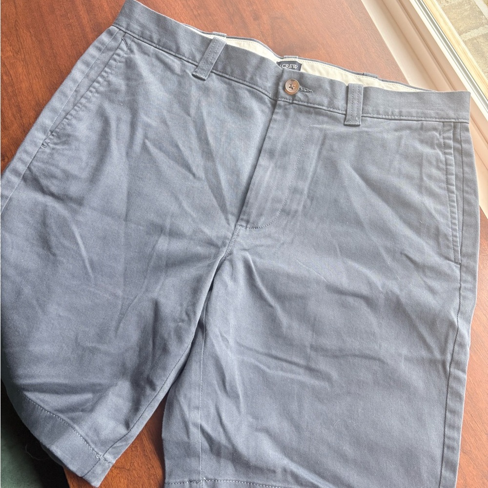 J. Crew Men’s blue Chino Shorts 32”